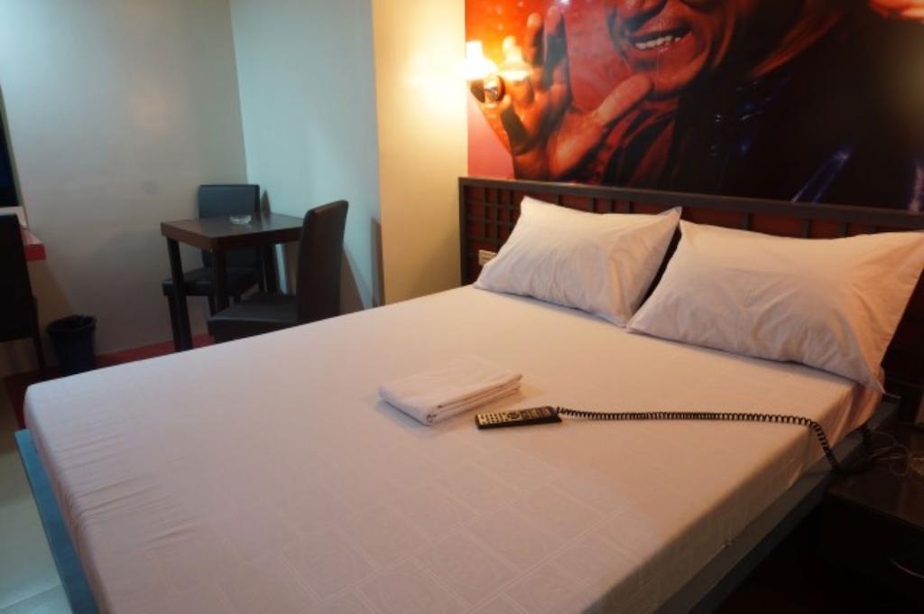 Icon Hotel Macapagal Manila Quarto foto